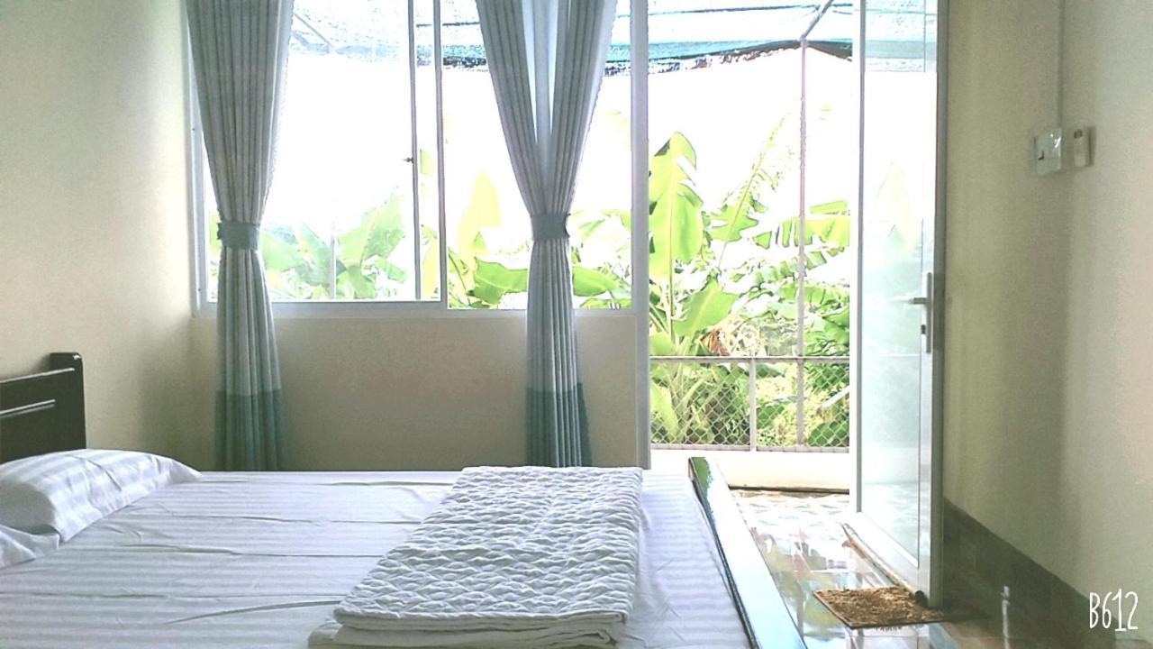 Hotel Nhà Nghỉ NgọC PhuọNg Hon Son Lai Son Exteriér fotografie