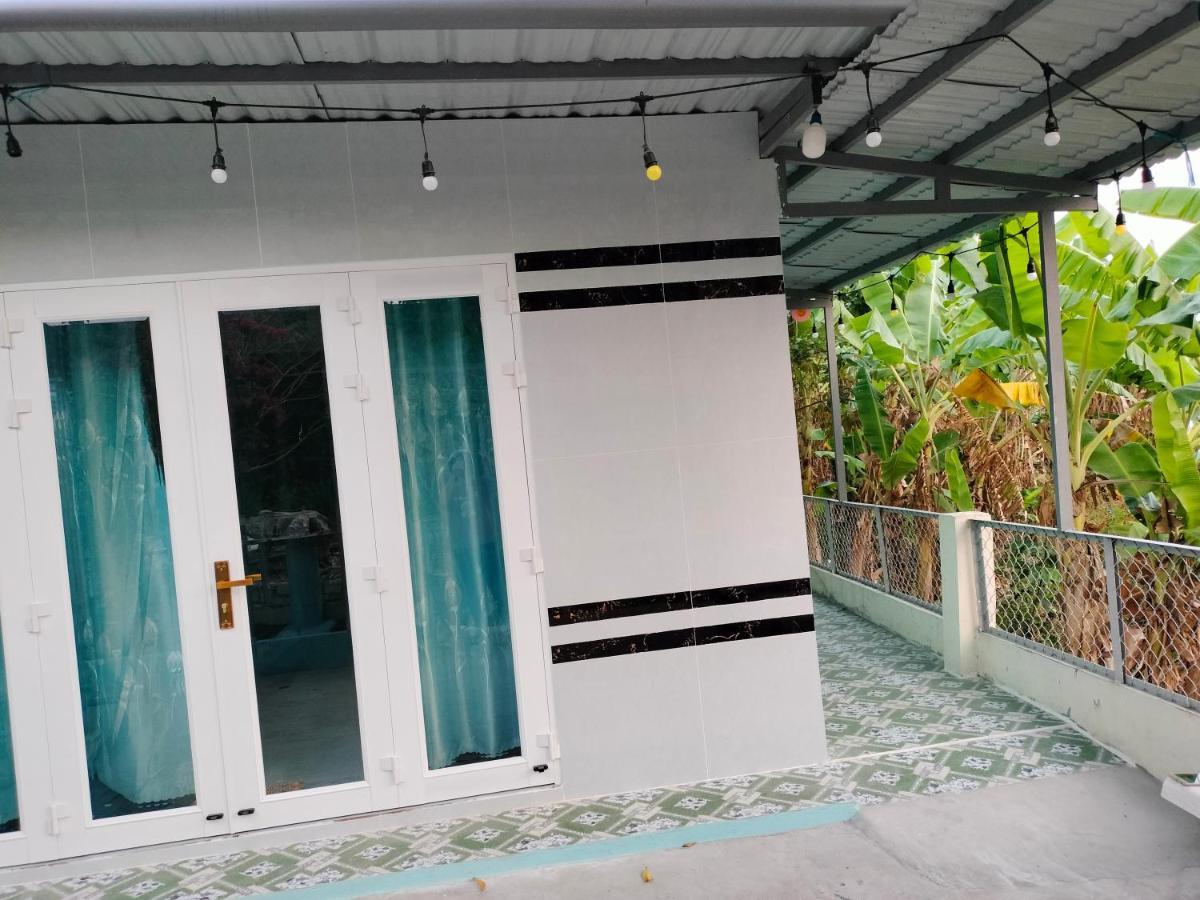 Hotel Nhà Nghỉ NgọC PhuọNg Hon Son Lai Son Exteriér fotografie